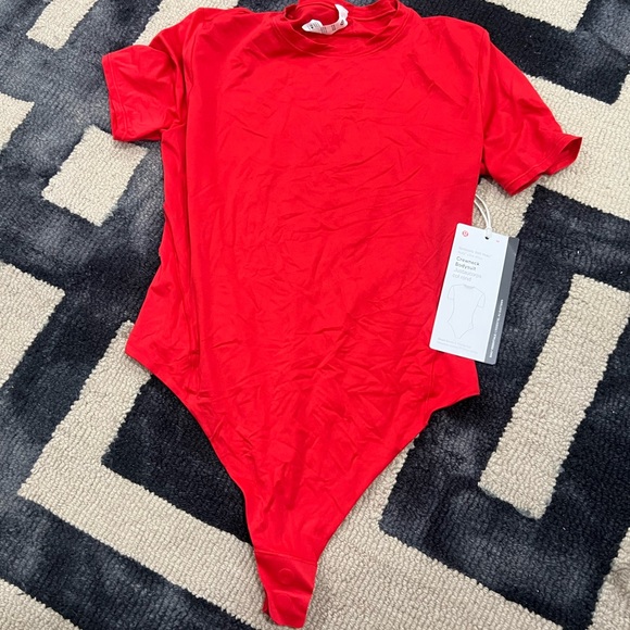 Lululemon wundermost crew neck body suit - Picture 1 of 2